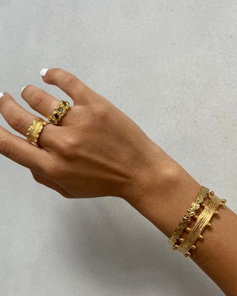 Vixon Cuff Gold